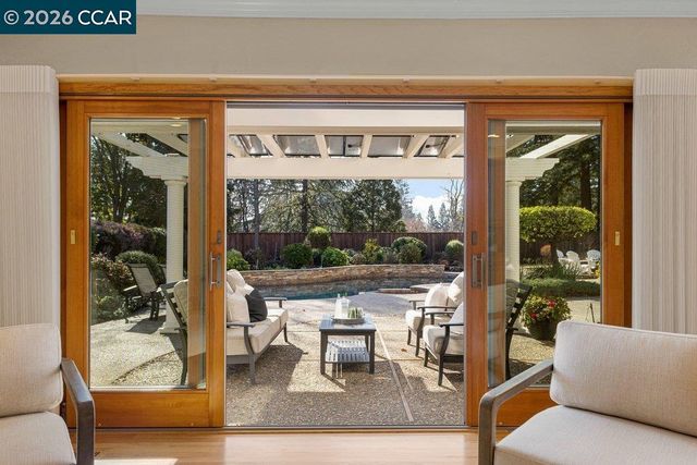 515 La Mancha Ct, Danville, CA 94526