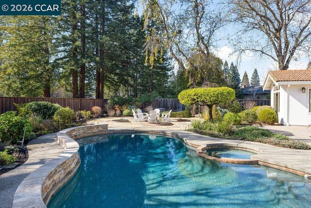 515 La Mancha Ct, Danville, CA 94526