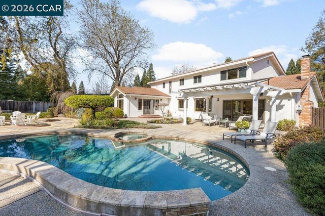 515 La Mancha Ct, Danville, CA 94526