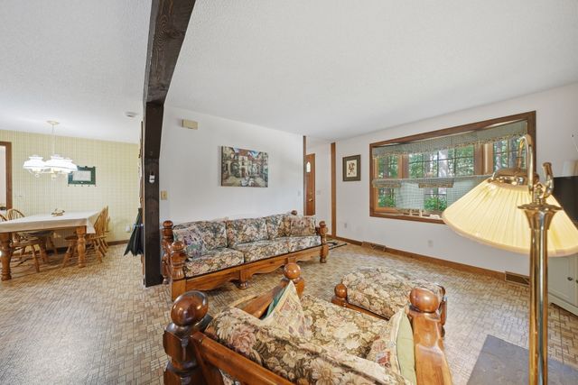 15 East St 17A, Pepperell, MA 01463