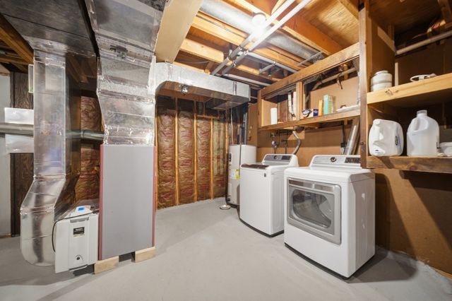 15 East St 17A, Pepperell, MA 01463