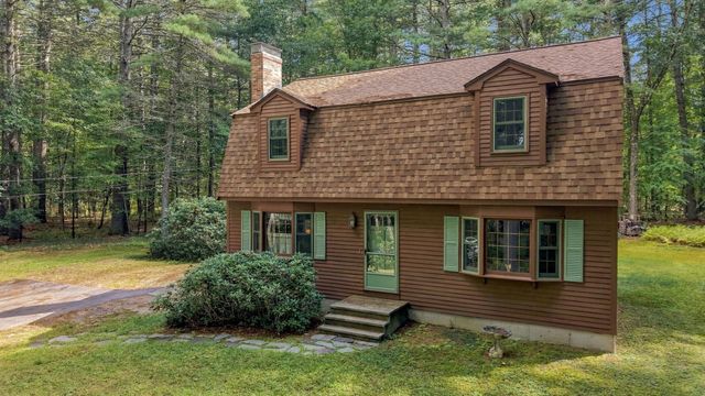 15 East St 17A, Pepperell, MA 01463
