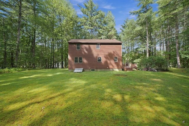 15 East St 17A, Pepperell, MA 01463