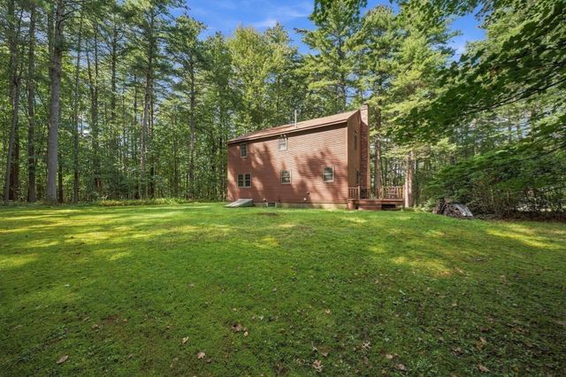 15 East St 17A, Pepperell, MA 01463