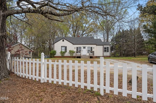 2124 Textile Drive, Greensboro, NC 27405