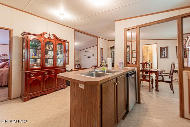 1835 SW Circle Drive, Cleveland, TN 37311