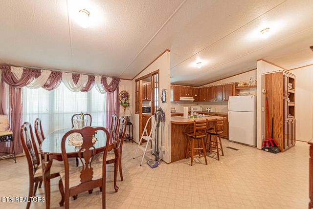 1835 SW Circle Drive, Cleveland, TN 37311