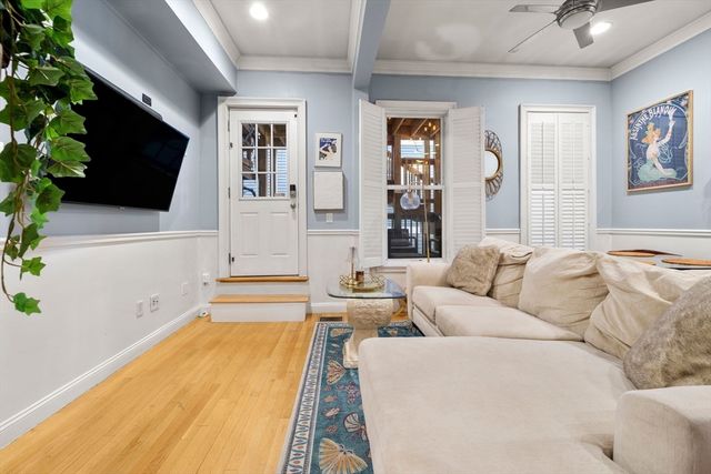 691 East 8th Street 1, Boston, MA 02127