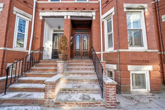 691 East 8th Street 1, Boston, MA 02127