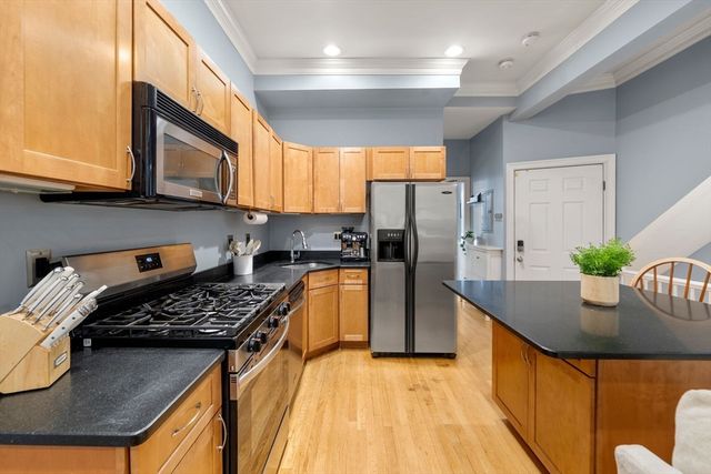 691 East 8th Street 1, Boston, MA 02127
