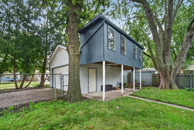 6903 27th AVENUE, Kenosha, WI 53143