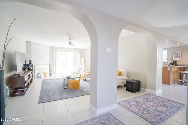 1201 E ROWLANDS Lane, Phoenix, AZ 85022