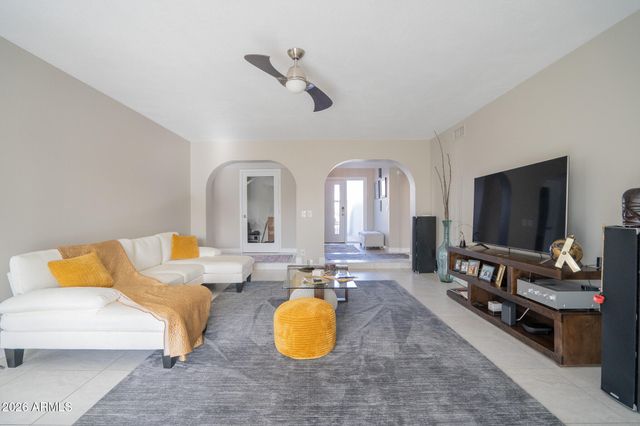 1201 E ROWLANDS Lane, Phoenix, AZ 85022