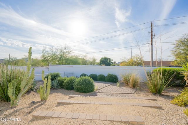 1201 E ROWLANDS Lane, Phoenix, AZ 85022