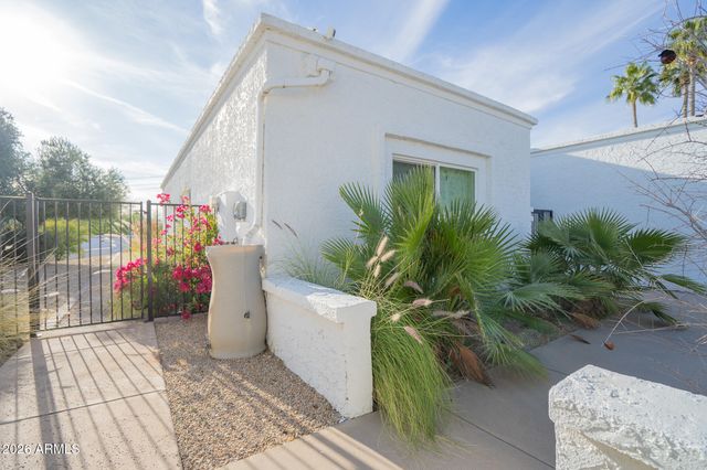 1201 E ROWLANDS Lane, Phoenix, AZ 85022