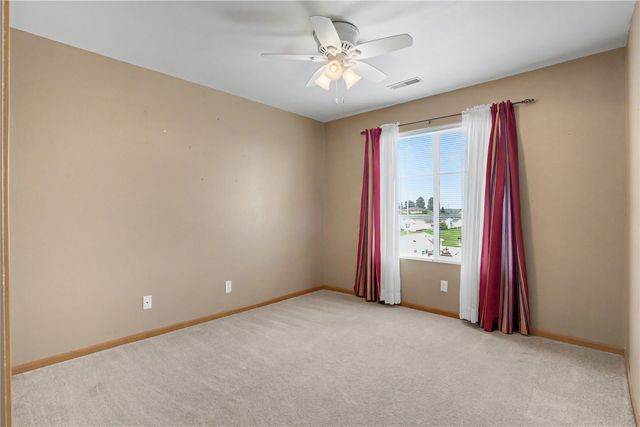 5575 Kacena Ave 6, Marion, IA 52302
