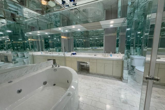 19707 Turnberry Way 9D, Aventura, FL 33180