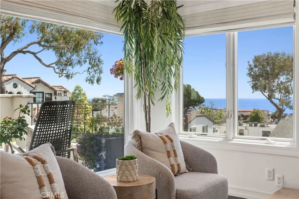 423 Poppy, Corona Del Mar, CA 92625