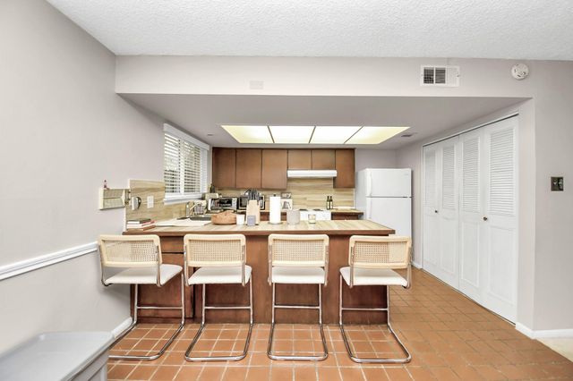 10382 Hammerly Boulevard, Houston, TX 77043