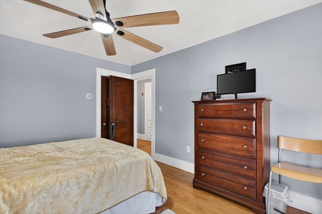 962 Pleasant St, Worcester, MA 01602