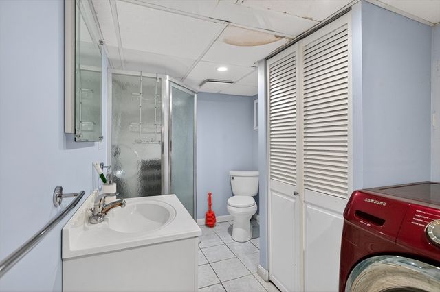 962 Pleasant St, Worcester, MA 01602