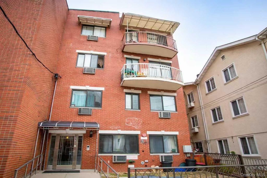 3733 107th Street 4A, Corona, NY 11368