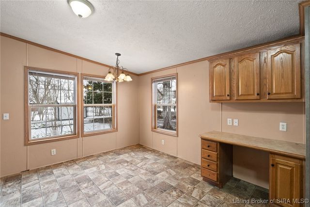 215 Miller Avenue, Sellersburg, IN 47172