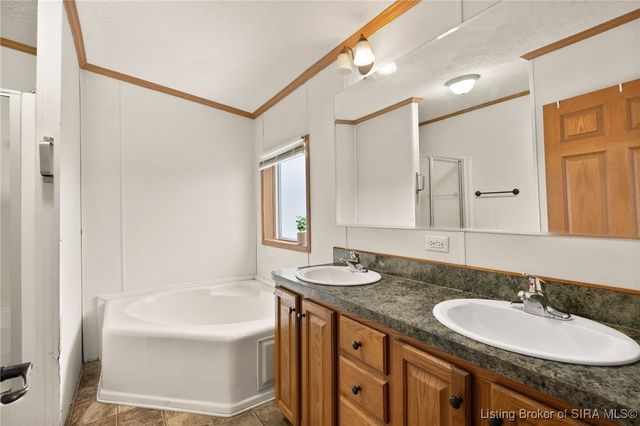 215 Miller Avenue, Sellersburg, IN 47172