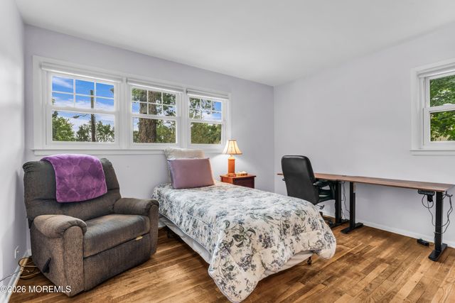 825 Knight Street, Toms River, NJ 08753