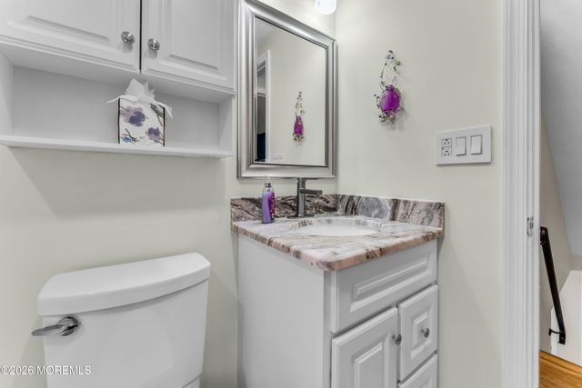 825 Knight Street, Toms River, NJ 08753
