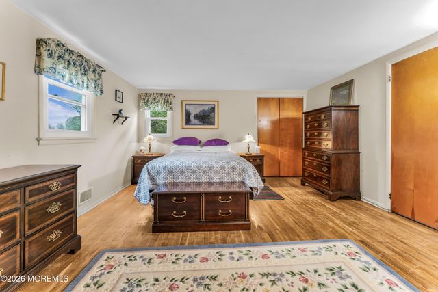 825 Knight Street, Toms River, NJ 08753