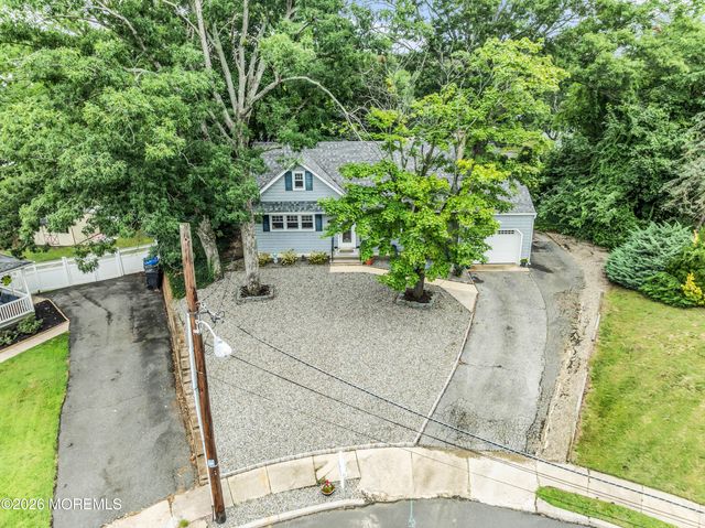 825 Knight Street, Toms River, NJ 08753