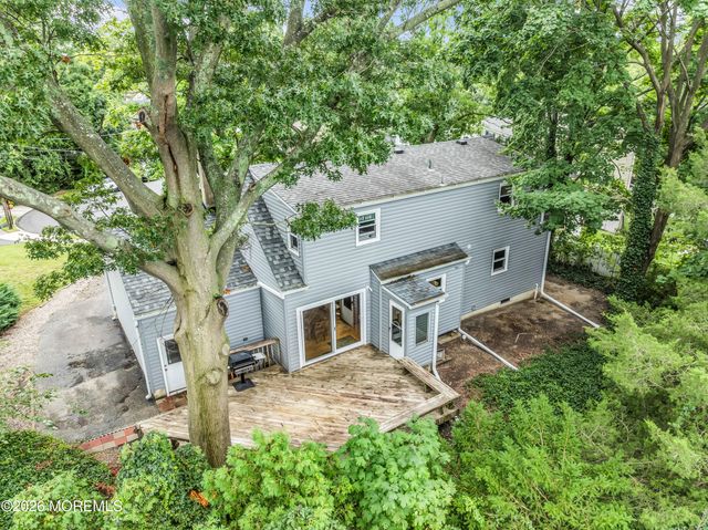 825 Knight Street, Toms River, NJ 08753