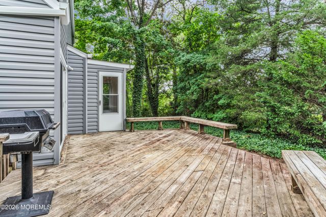 825 Knight Street, Toms River, NJ 08753