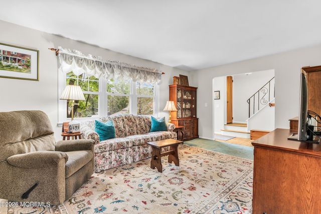 825 Knight Street, Toms River, NJ 08753