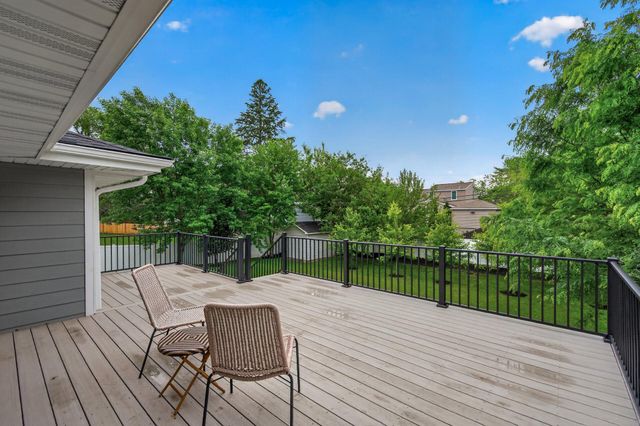 6037 York Avenue S, Edina, MN 55410