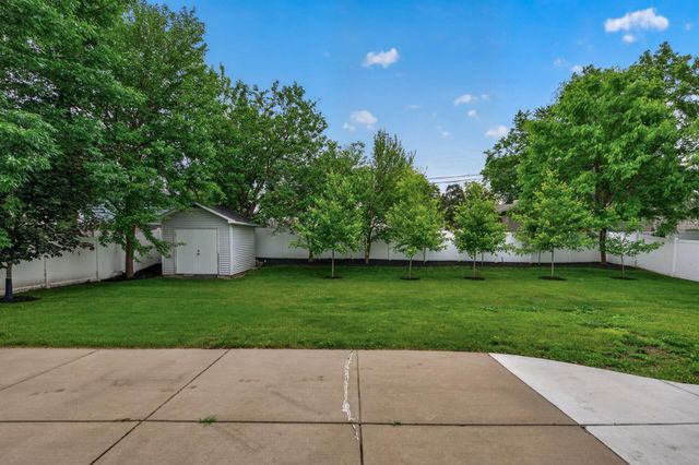 6037 York Avenue S, Edina, MN 55410