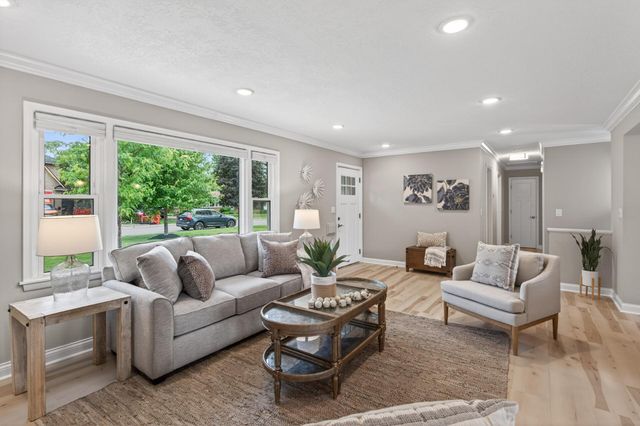 6037 York Avenue S, Edina, MN 55410