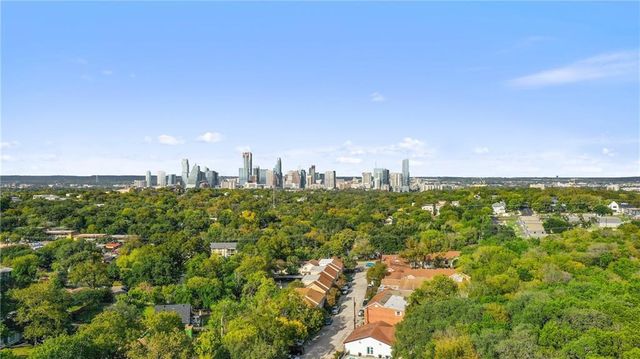 743 E Oltorf ST 201, Austin, TX 78704