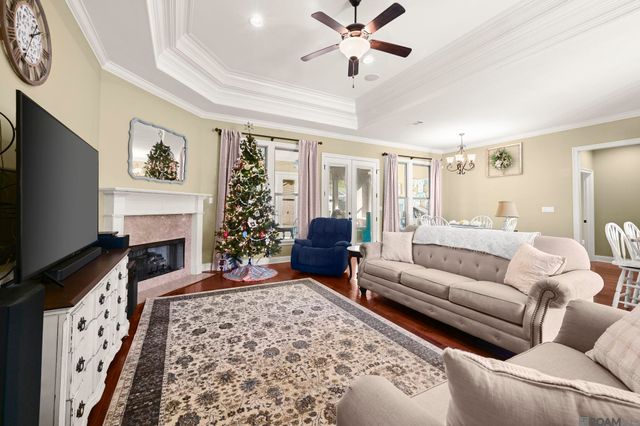 29910 Marsh Dr, Livingston, LA 70754