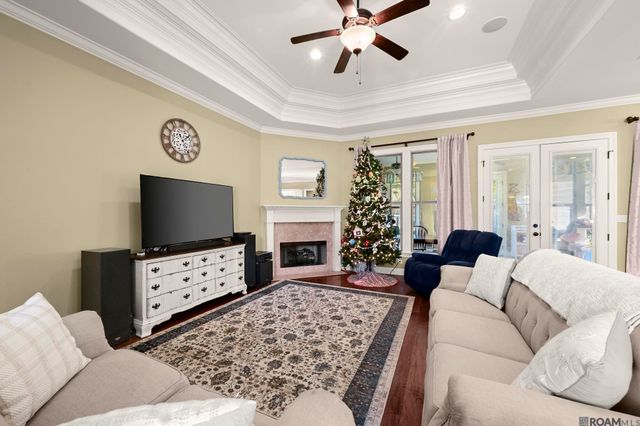 29910 Marsh Dr, Livingston, LA 70754