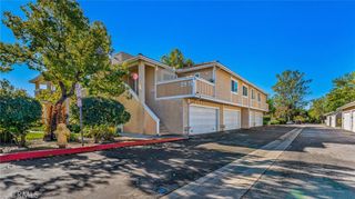 2915 Deacon 17, Simi Valley, CA 93065