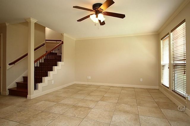 5228 Woodlawn Place, Bellaire, TX 77401