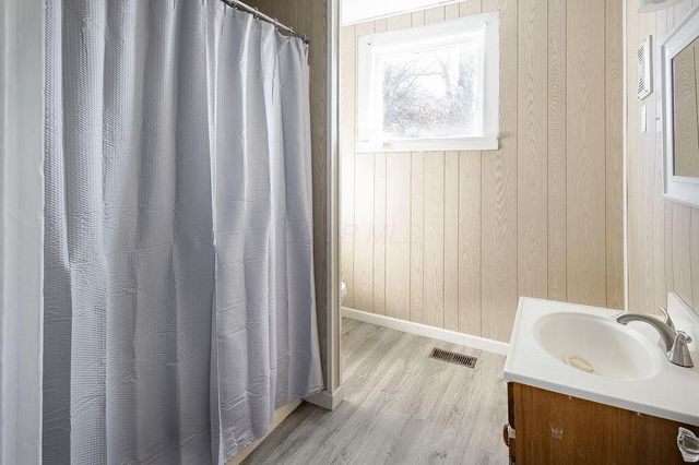 57 E Sandusky Street, Fredericktown, OH 43019