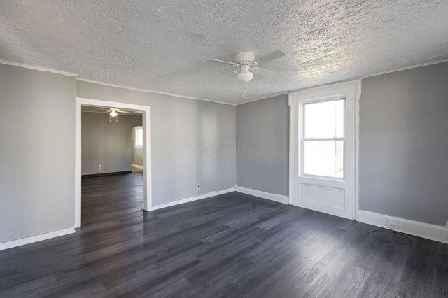 57 E Sandusky Street, Fredericktown, OH 43019