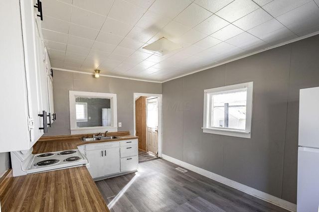 57 E Sandusky Street, Fredericktown, OH 43019