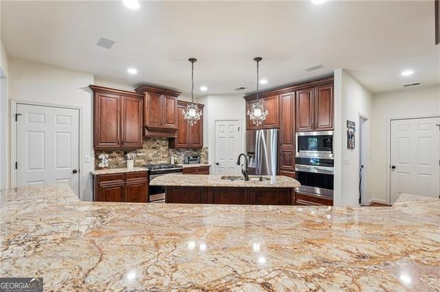 6020 Ansley Way, Suwanee, GA 30024