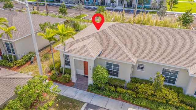 550 NE 4th Ave, Florida City, FL 33034
