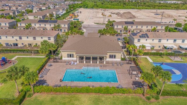 550 NE 4th Ave, Florida City, FL 33034