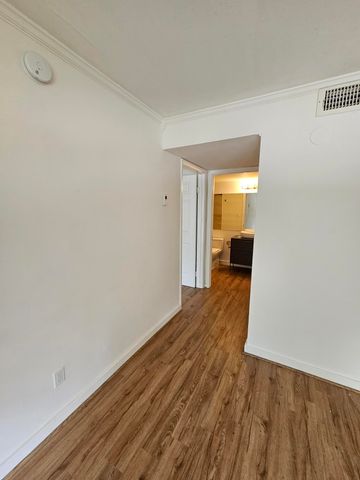 630 S Park Road 21-3, Hollywood, FL 33021